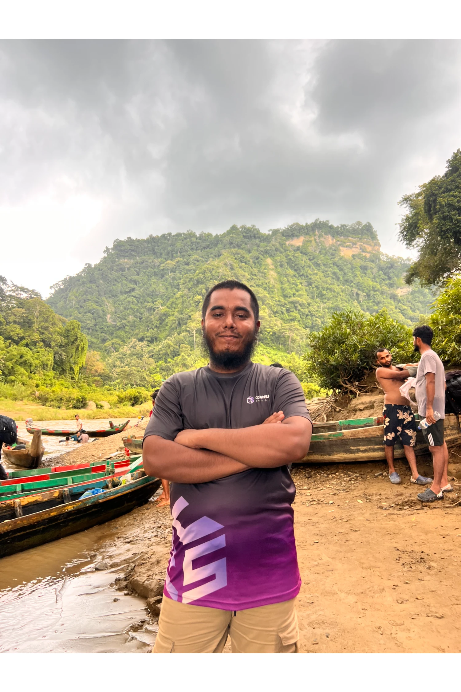 Moyen by the River
